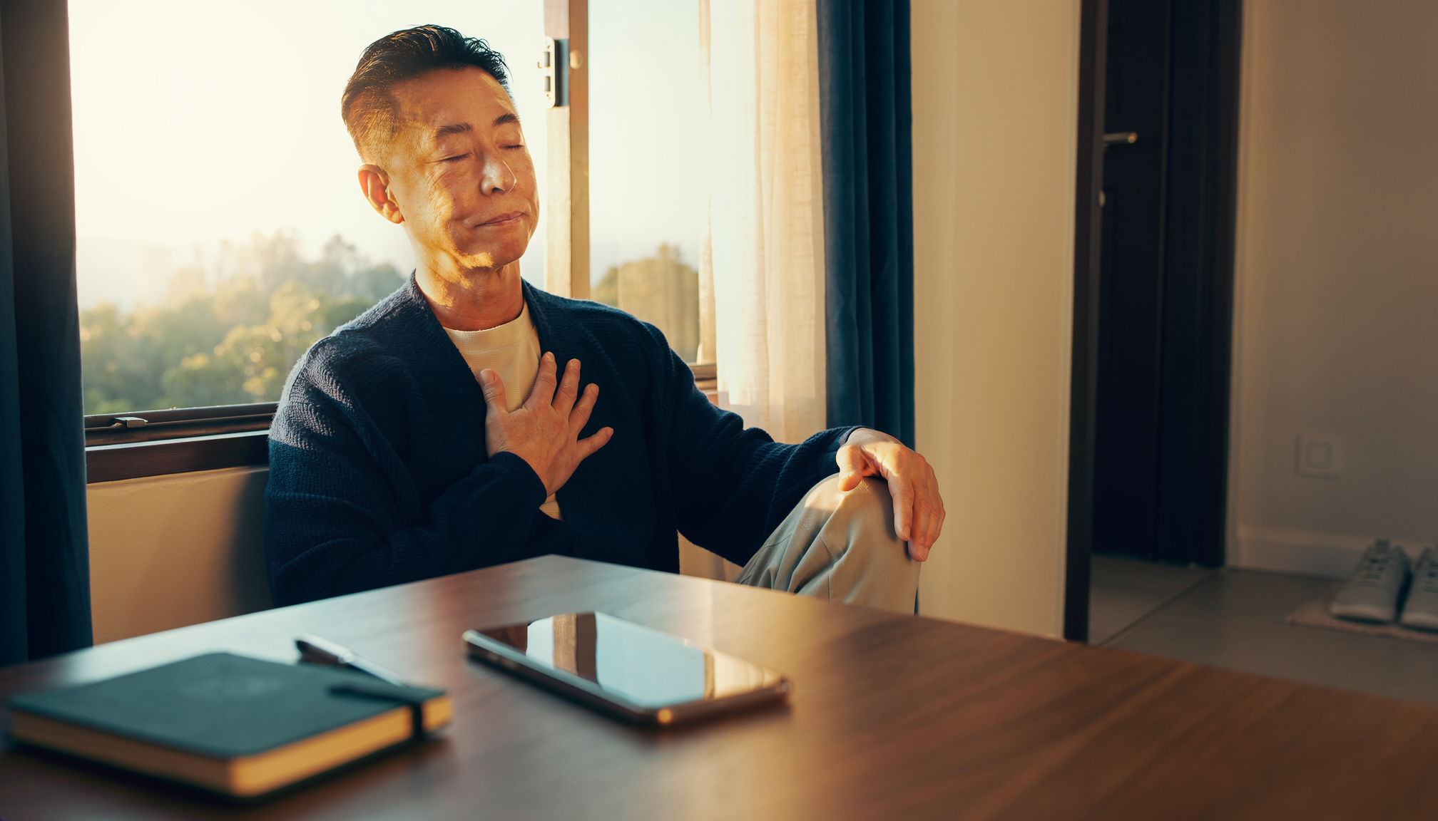 身体の反応を受け取り、注意を現実へ戻す